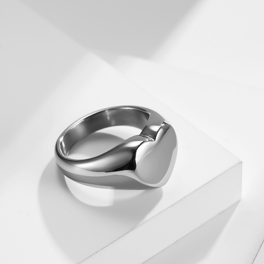 Женское кольцо-печатка по инди – обзор и цена Statement Cocktail Ring